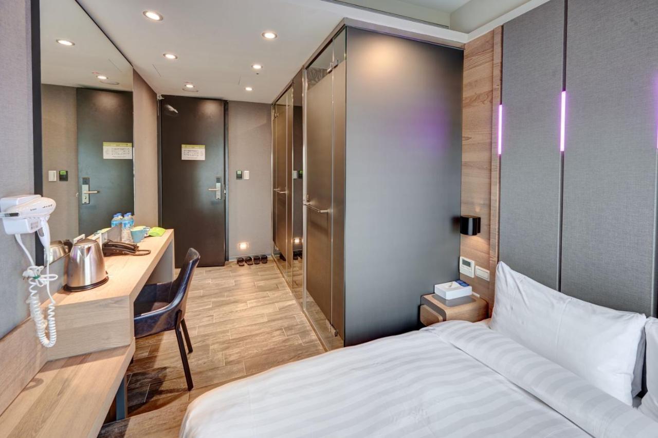 Kiwi Share Hotel Чжунли Экстерьер фото