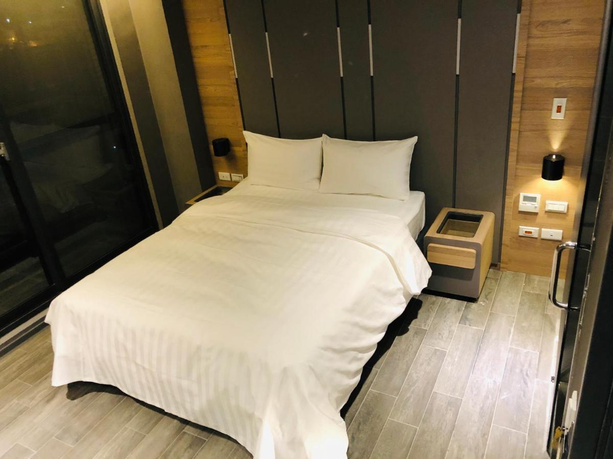 Kiwi Share Hotel Чжунли Экстерьер фото